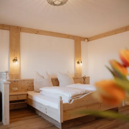 Alpenhof Westerbuchberg Hotel *