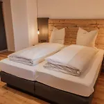 Alpenhof Westerbuchberg Hotel *