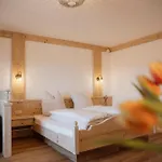 Alpenhof Westerbuchberg Hotel *